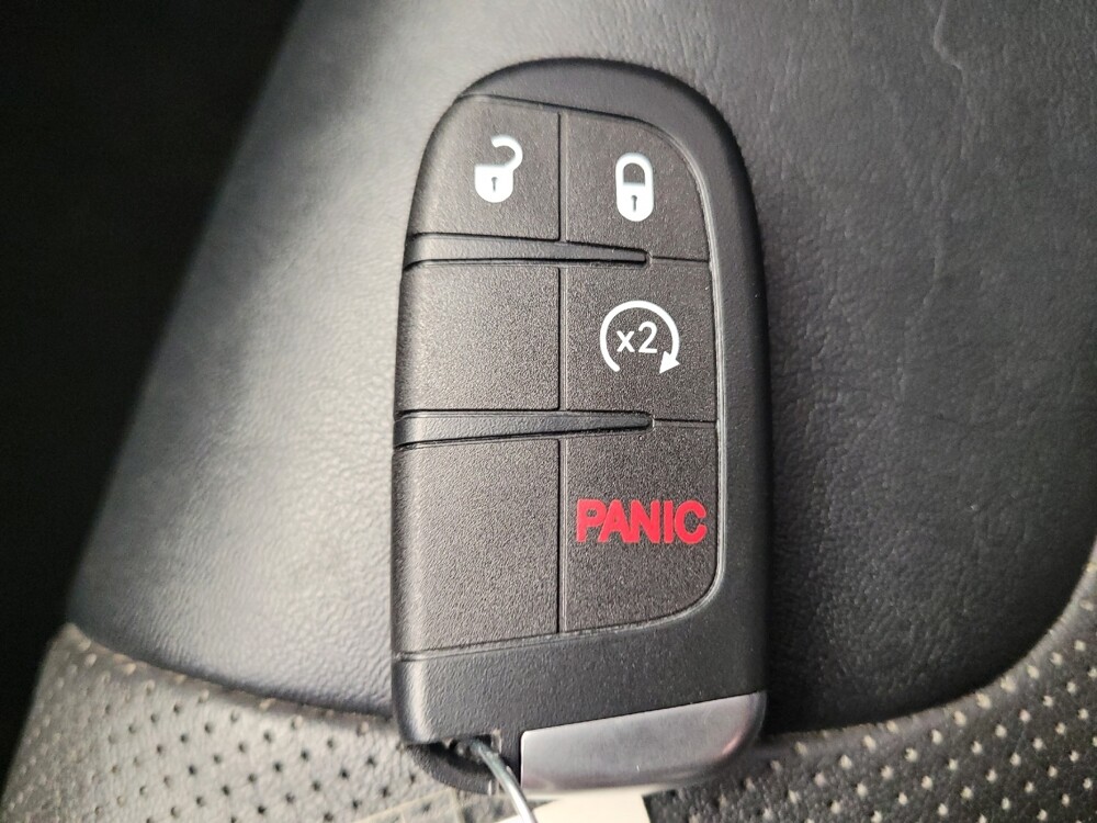 2022 Jeep Cherokee in Toledo, OH 43617 - 18128208 32