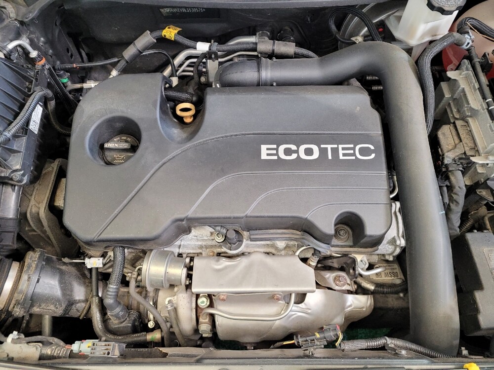 2020 Chevrolet Equinox in Toledo, OH 43617 - 18128212 30