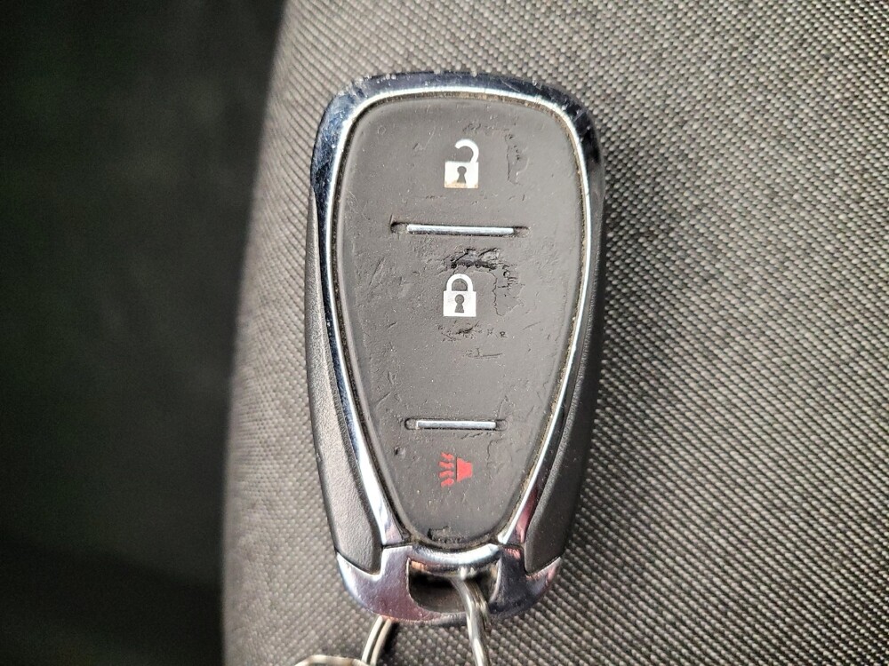 2020 Chevrolet Equinox in Toledo, OH 43617 - 18128212 32