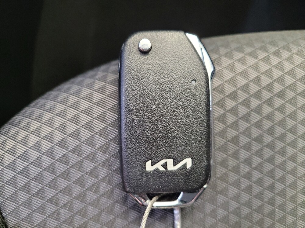 2025 Kia Soul in Columbus, OH 43231 - 18128216 32