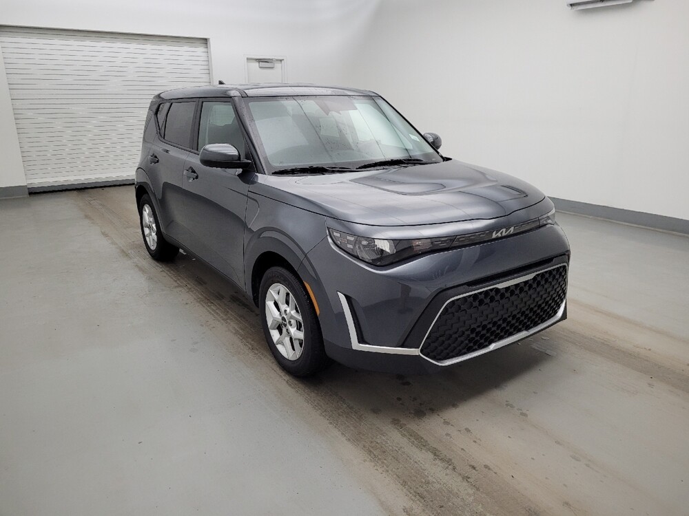 2025 Kia Soul in Maple Heights, OH 44137 - 18128218 13