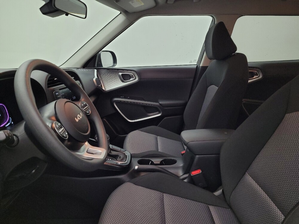 2025 Kia Soul in Maple Heights, OH 44137 - 18128218 17
