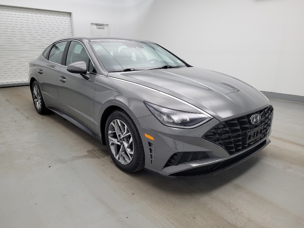 2023 Hyundai Sonata in Fairfield, OH 45014 - 18128220 13
