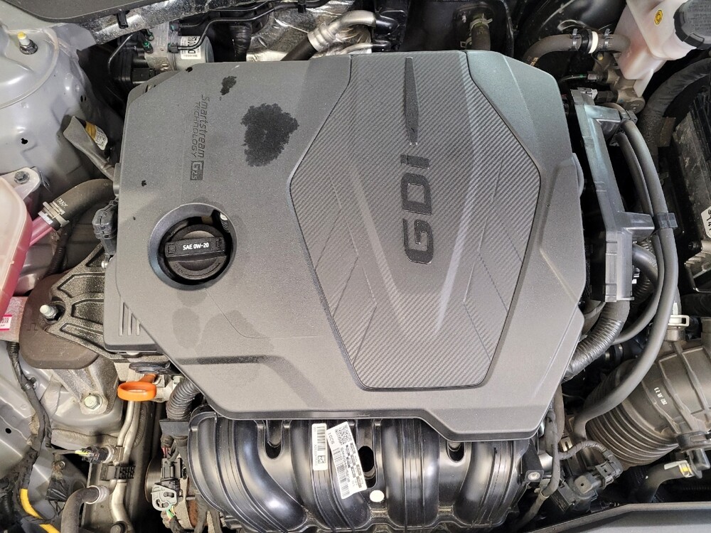 2023 Hyundai Sonata in Fairfield, OH 45014 - 18128220 30