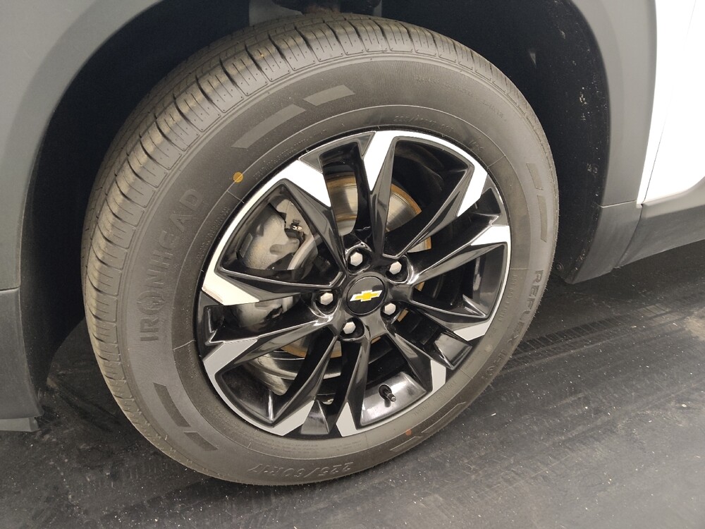 2021 Chevrolet TrailBlazer in St. Louis, MO 63136 - 18128221 31