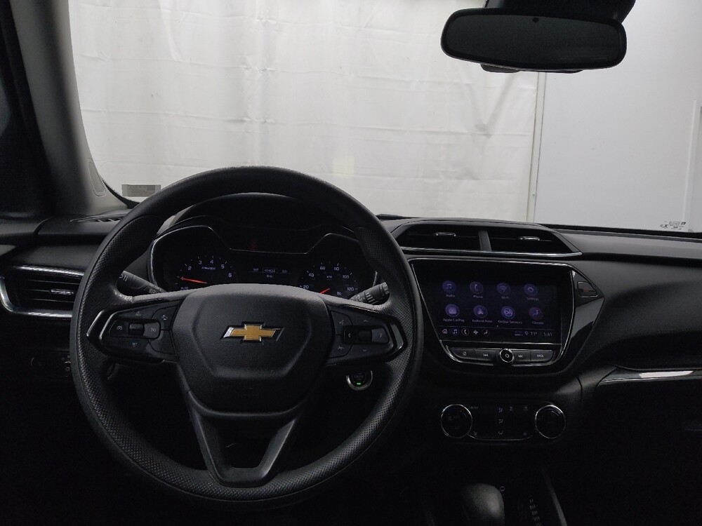 2021 Chevrolet TrailBlazer in St. Louis, MO 63136 - 18128221 22