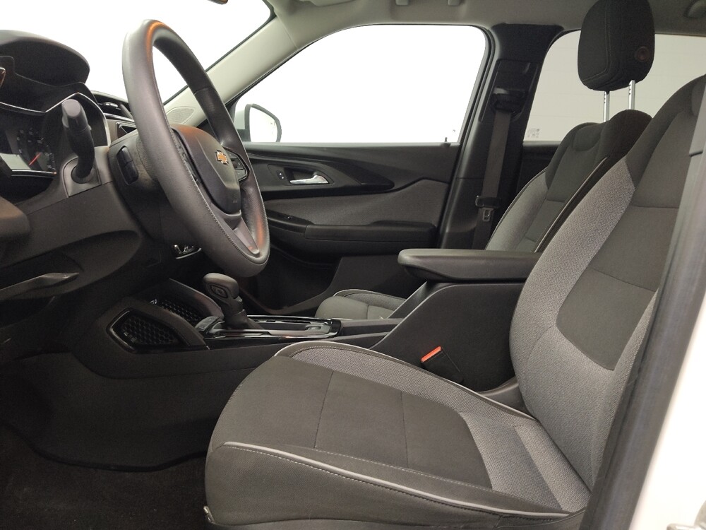 2021 Chevrolet TrailBlazer in St. Louis, MO 63136 - 18128221 17