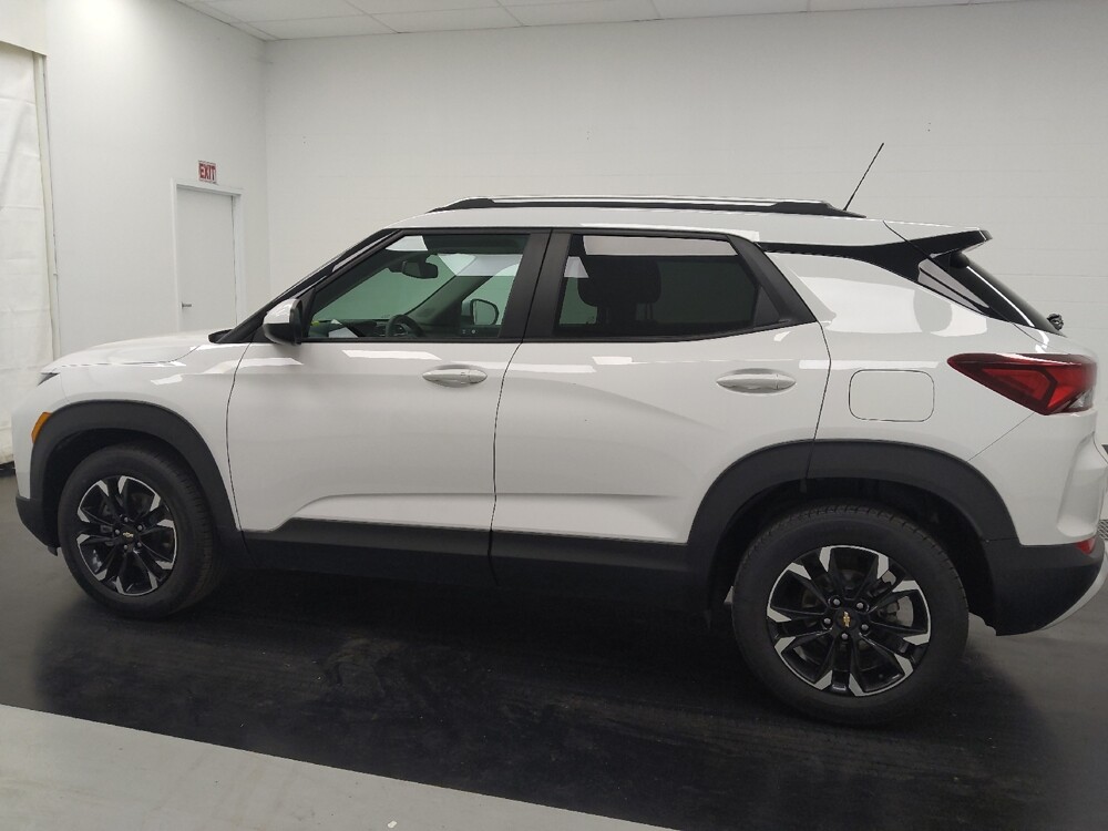 2021 Chevrolet TrailBlazer in St. Louis, MO 63136 - 18128221 3