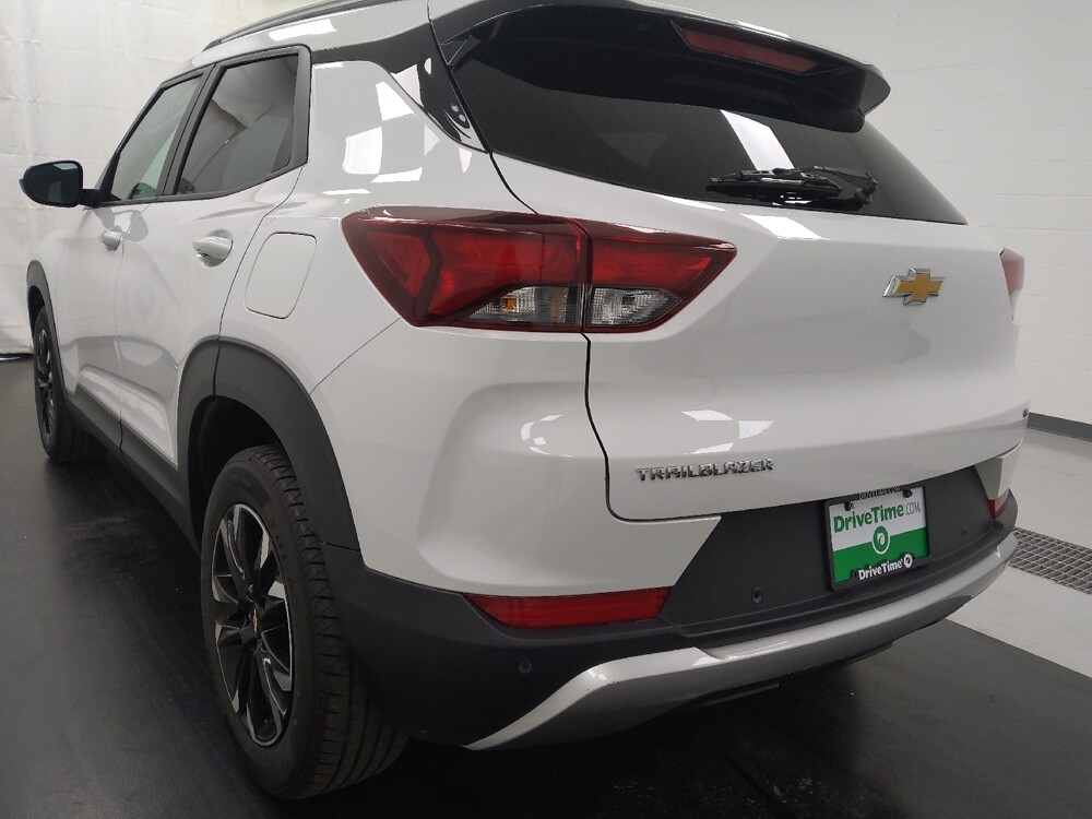 2021 Chevrolet TrailBlazer in St. Louis, MO 63136 - 18128221 5