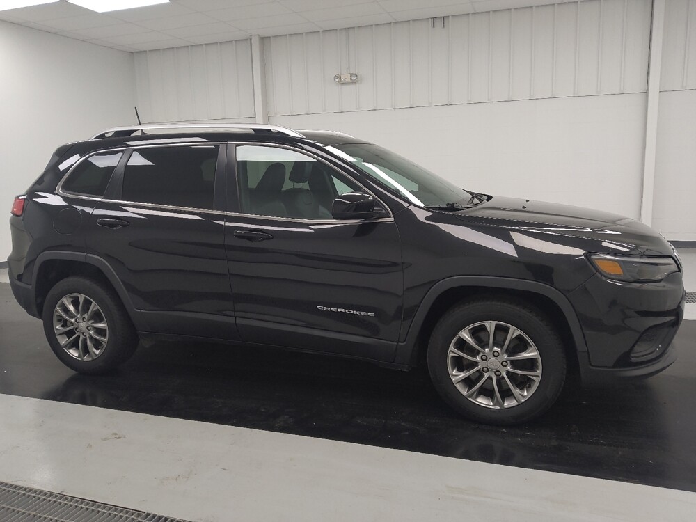 2019 Jeep Cherokee in St. Louis, MO 63136 - 18128226 11