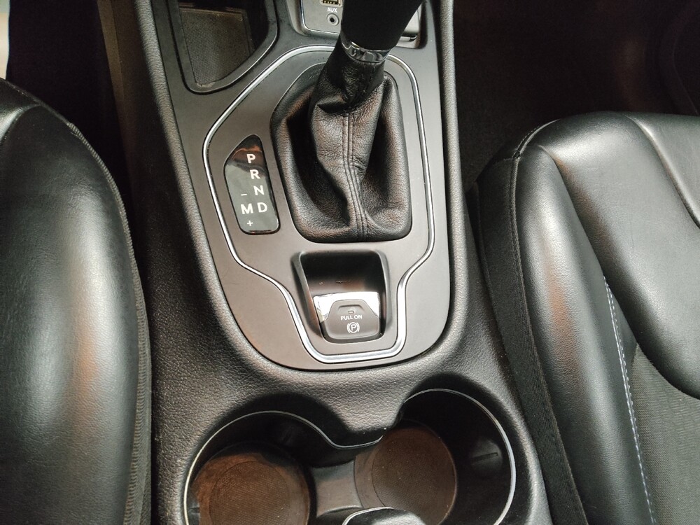 2019 Jeep Cherokee in St. Louis, MO 63136 - 18128226 26