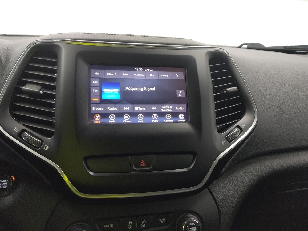 2019 Jeep Cherokee in St. Louis, MO 63136 - 18128226 25