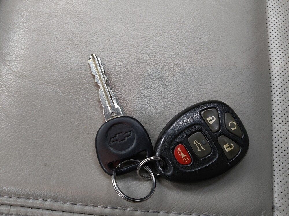 2016 Chevrolet Traverse in St. Louis, MO 63136 - 18128227 32