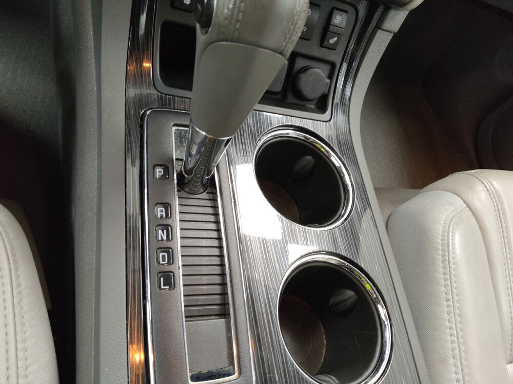 2016 Chevrolet Traverse in St. Louis, MO 63136 - 18128227 26