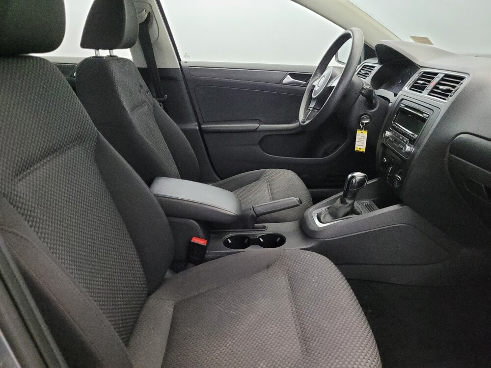 2014 Volkswagen Jetta in Pittsburgh, PA 15236 - 18128236 21