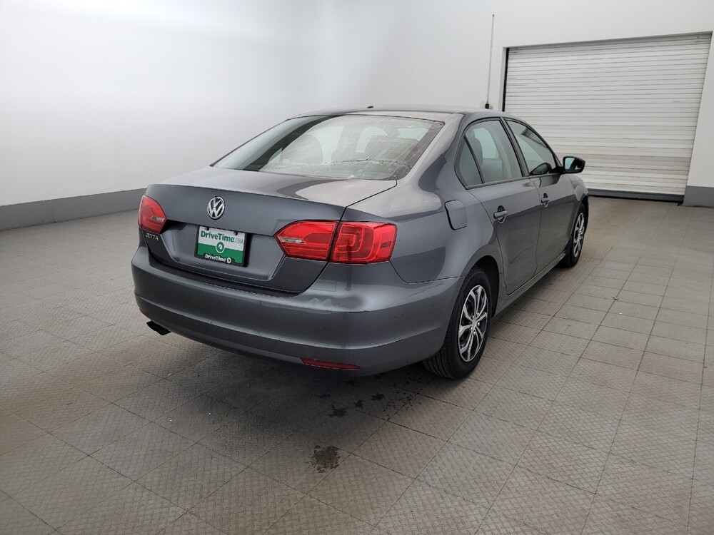 2014 Volkswagen Jetta in Pittsburgh, PA 15236 - 18128236 9