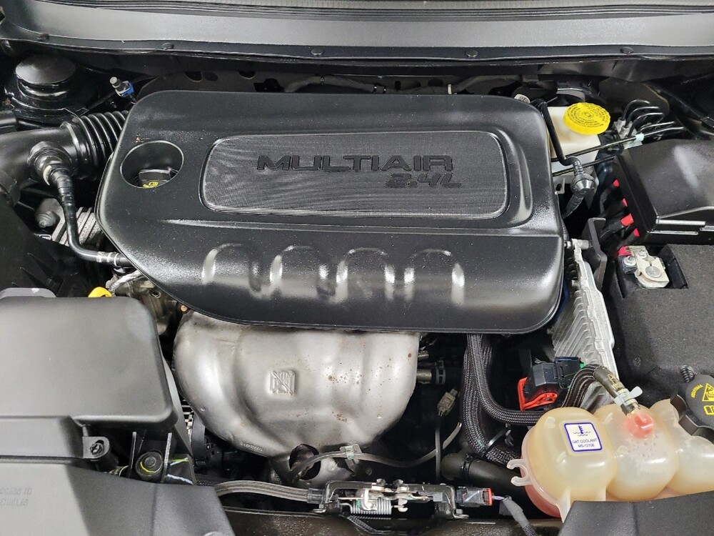 2019 Jeep Cherokee in Allentown, PA 18103 - 18128241 30