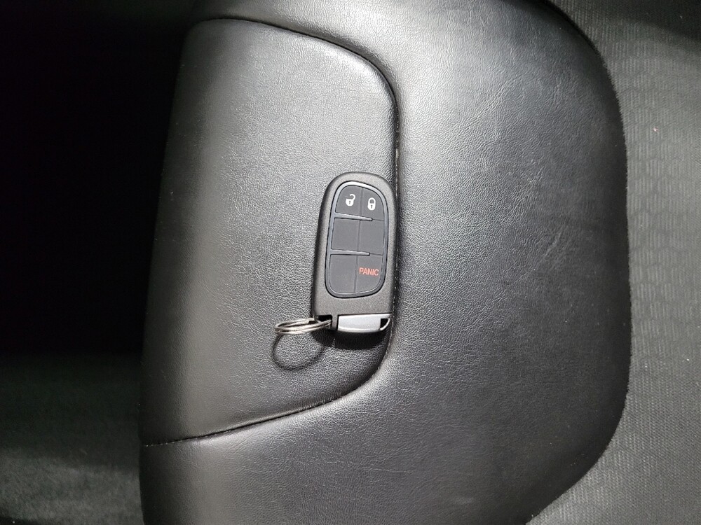 2019 Jeep Cherokee in Allentown, PA 18103 - 18128241 32