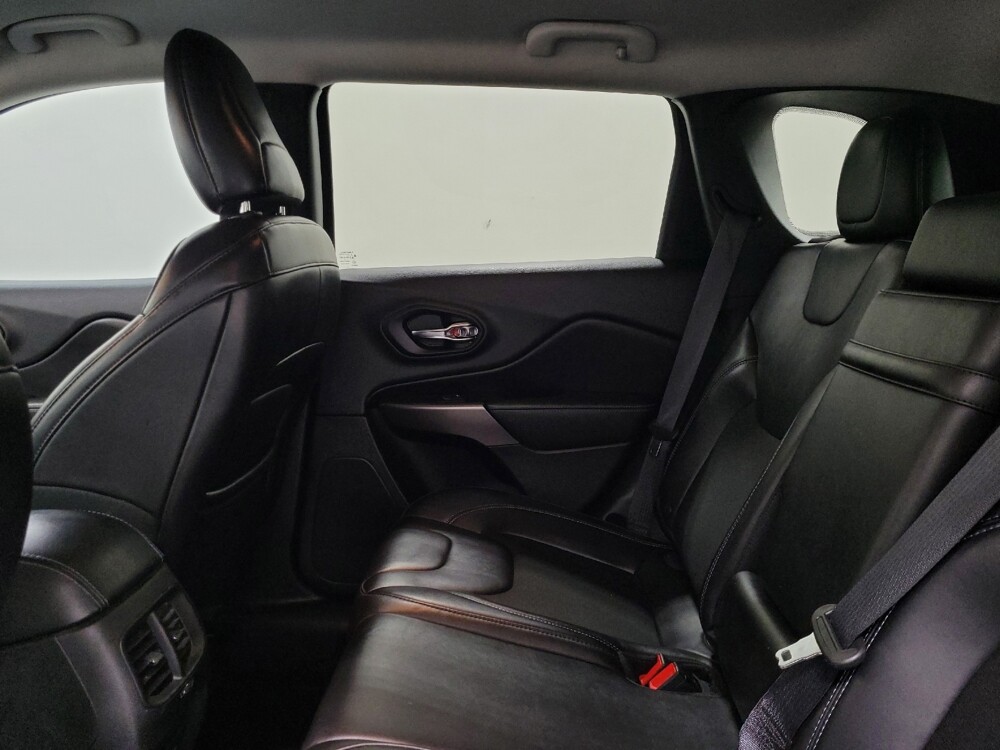 2019 Jeep Cherokee in Allentown, PA 18103 - 18128241 18