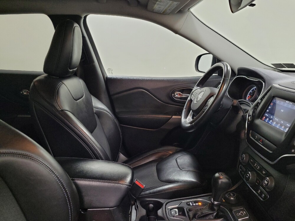 2019 Jeep Cherokee in Allentown, PA 18103 - 18128241 21