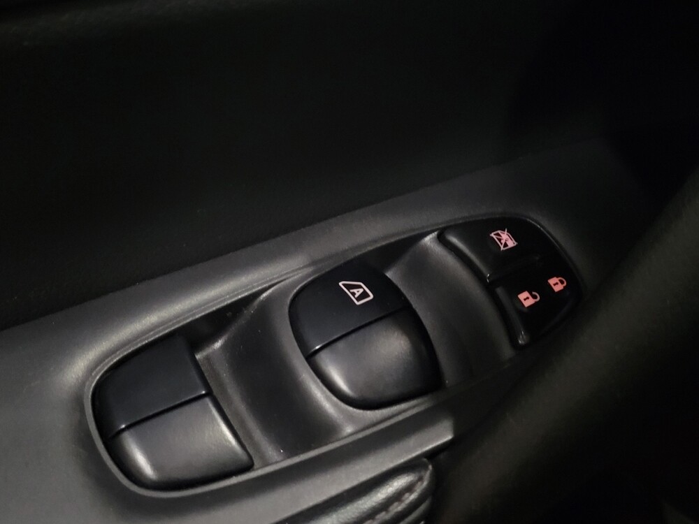 2018 Nissan Rogue in Williamstown, NJ 8094 - 18128247 27