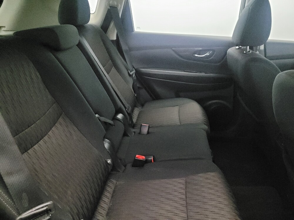 2018 Nissan Rogue in Williamstown, NJ 8094 - 18128247 19