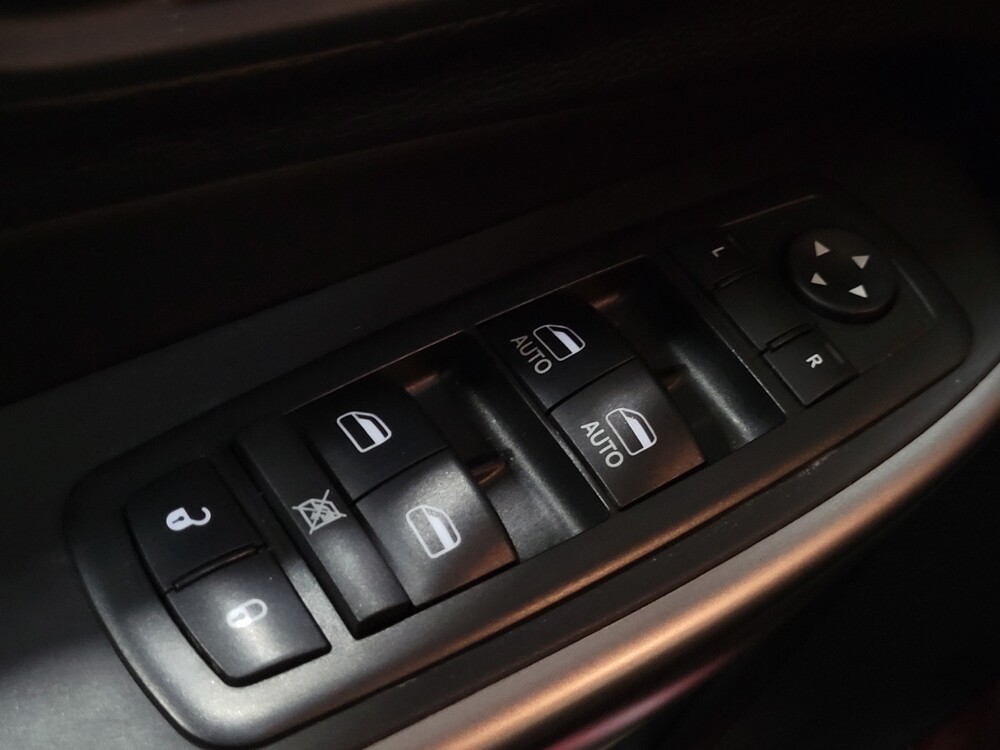 2019 Jeep Cherokee in New Castle, DE 19720 - 18128259 27