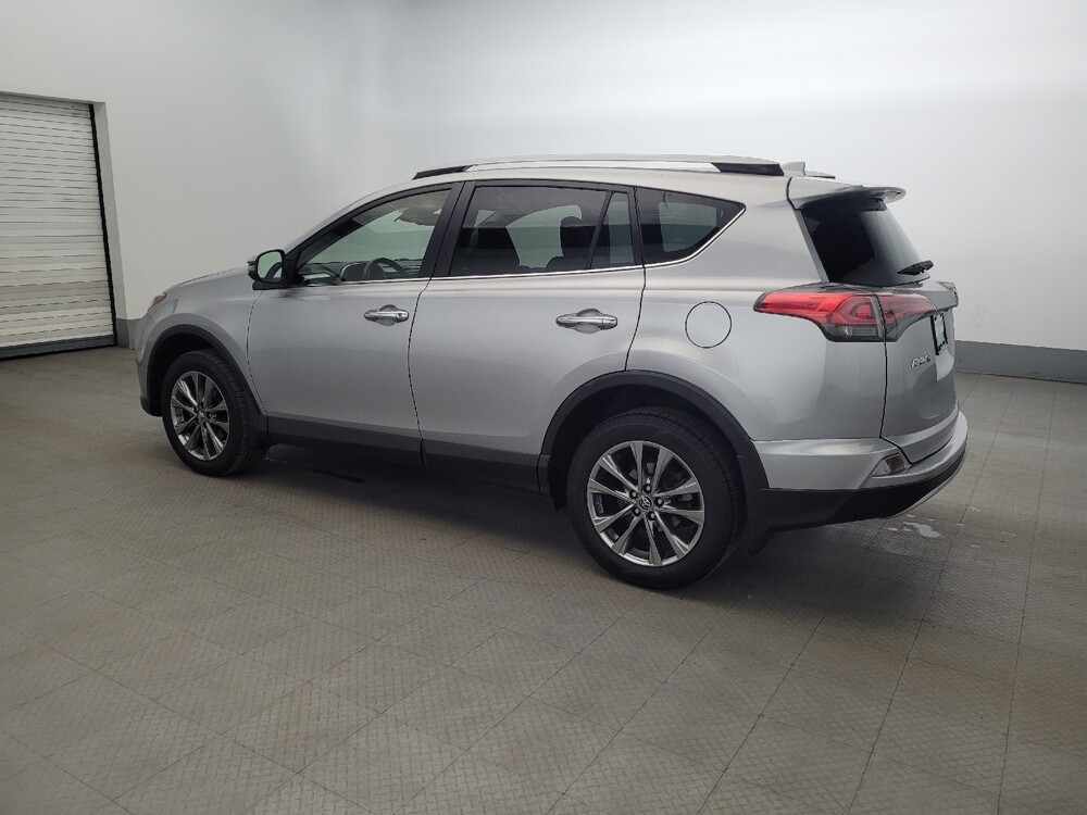 2018 Toyota RAV4 in Glen Burnie, MD 21061 - 18128261 3
