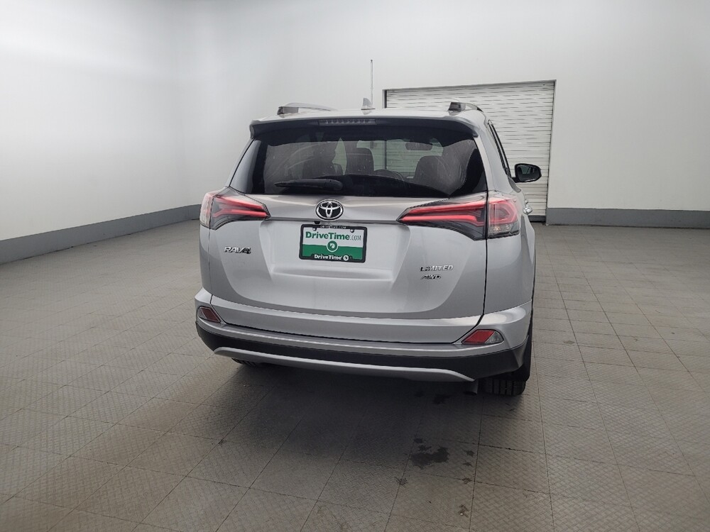 2018 Toyota RAV4 in Glen Burnie, MD 21061 - 18128261 7