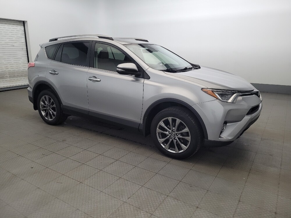 2018 Toyota RAV4 in Glen Burnie, MD 21061 - 18128261 11