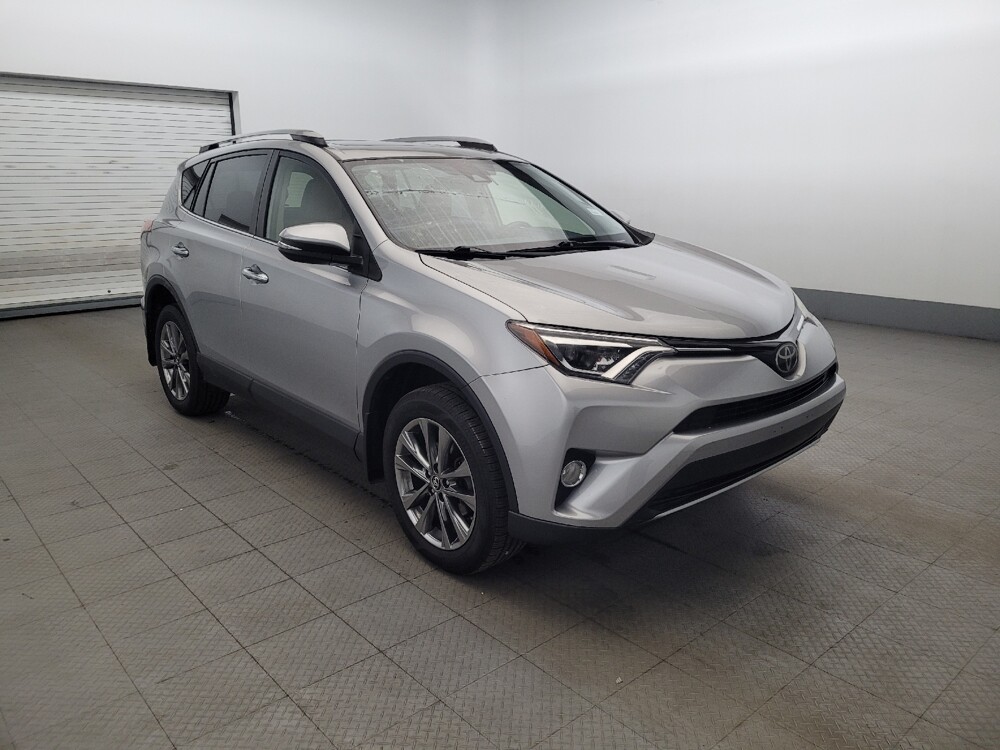 2018 Toyota RAV4 in Glen Burnie, MD 21061 - 18128261 13