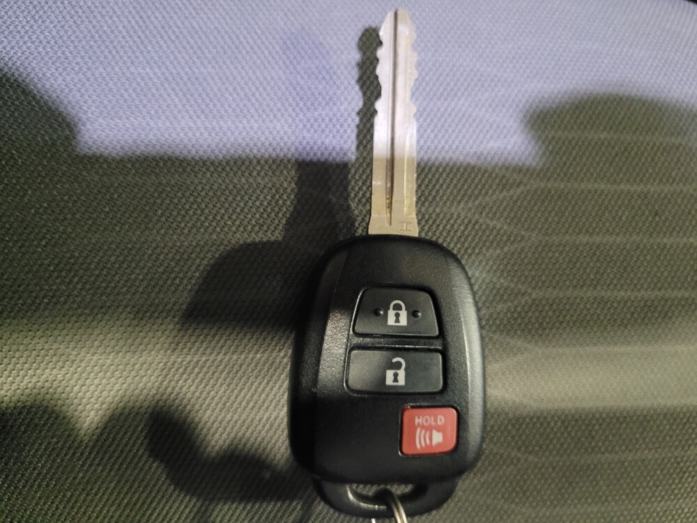 2016 Toyota Tacoma in Chesapeake, VA 23320 - 18128272 32