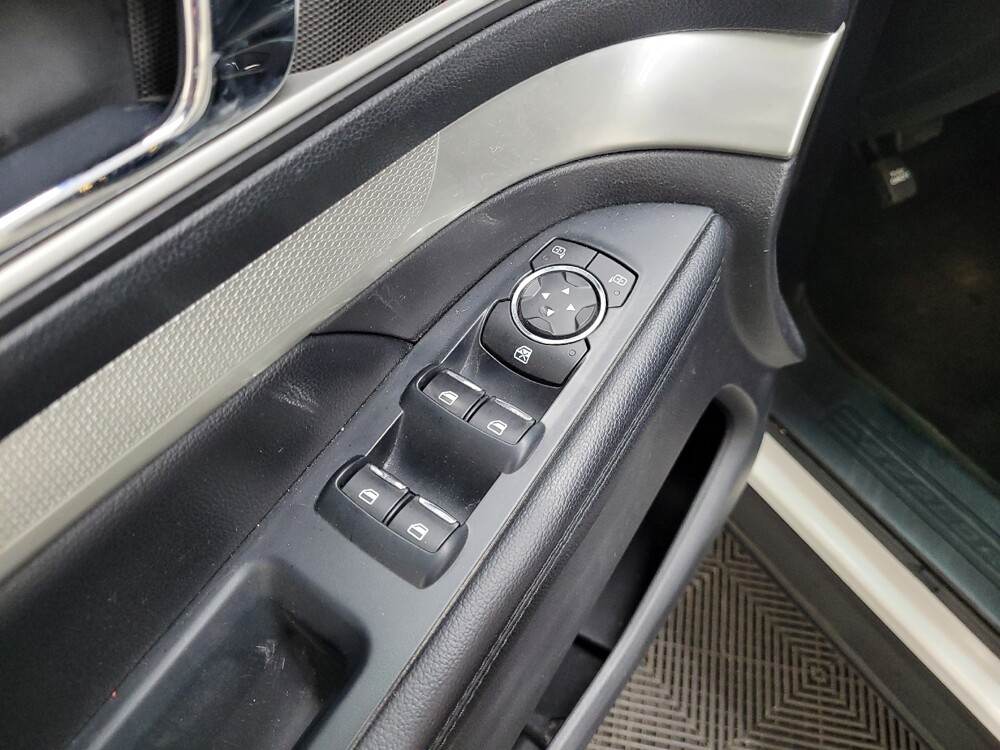 2016 Ford Explorer in Langhorne, PA 19047 - 18128275 27