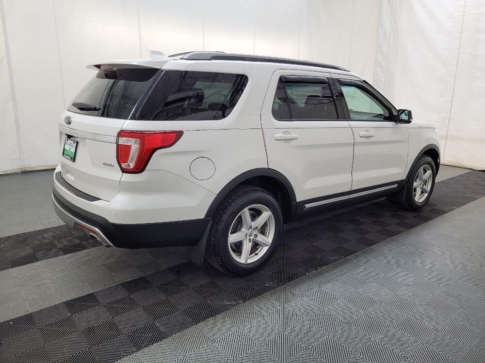 2016 Ford Explorer in Langhorne, PA 19047 - 18128275 10