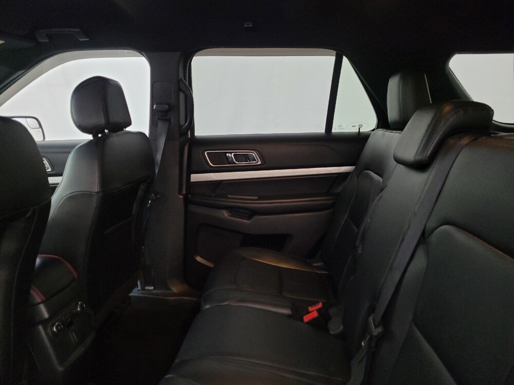 2016 Ford Explorer in Langhorne, PA 19047 - 18128275 18