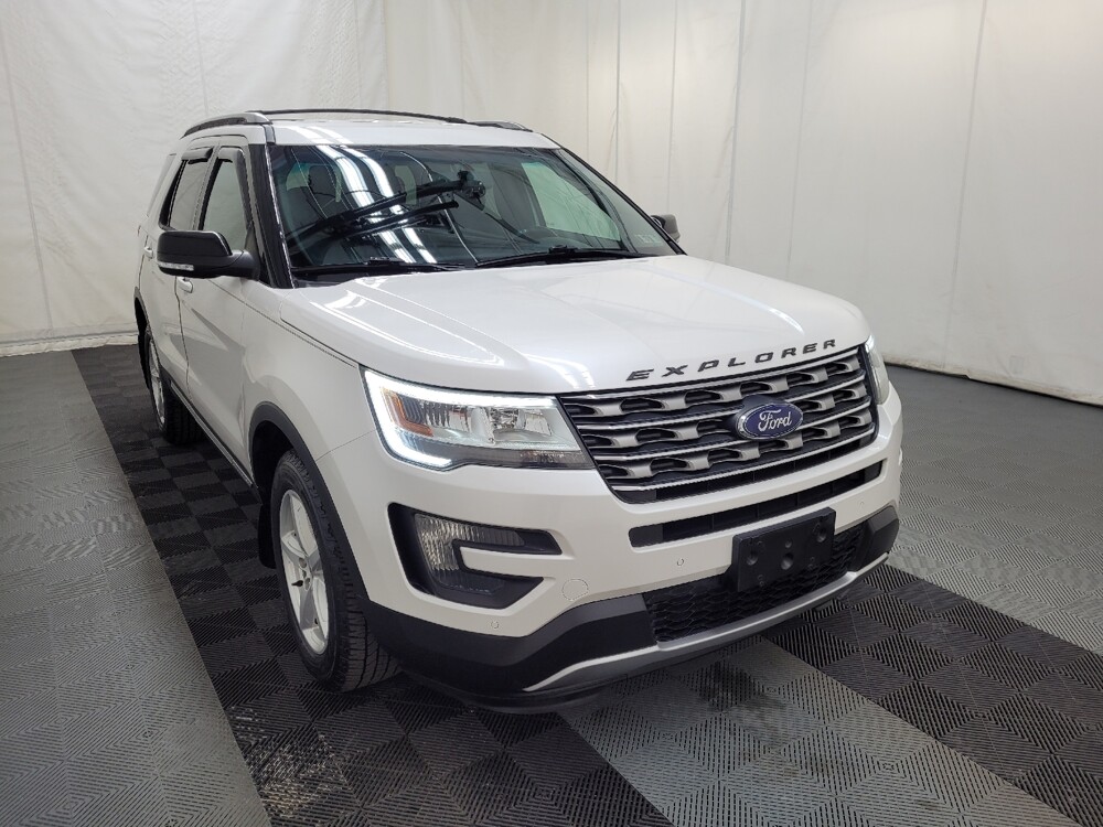 2016 Ford Explorer in Langhorne, PA 19047 - 18128275 13