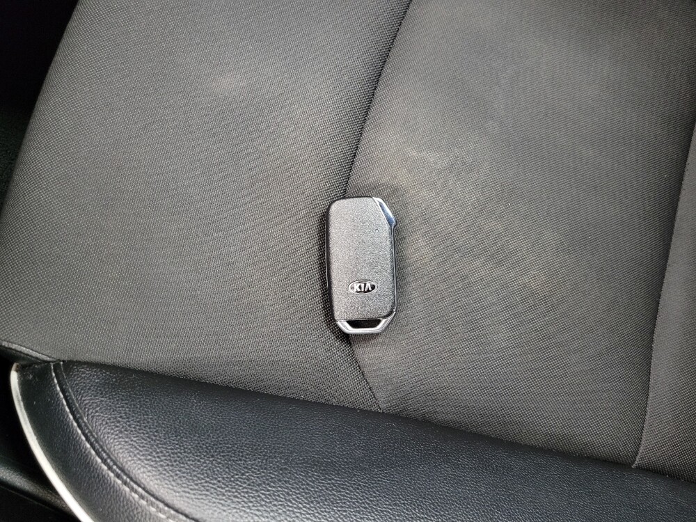 2021 Kia Forte in Allentown, PA 18103 - 18128279 32