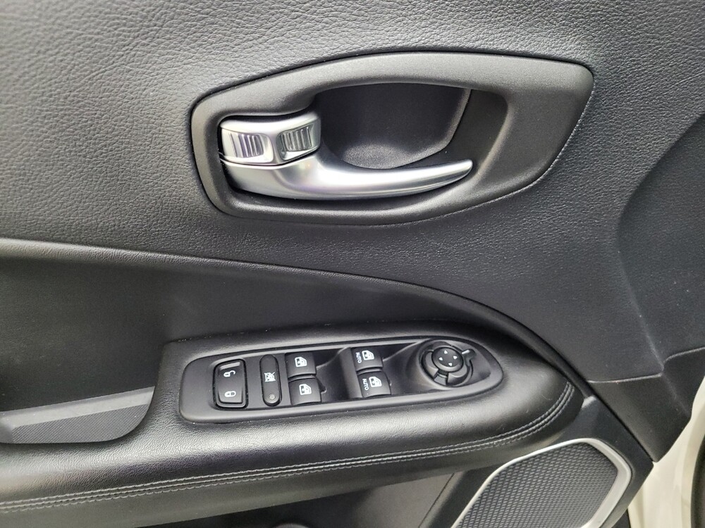 2019 Jeep Compass in Langhorne, PA 19047 - 18128281 27