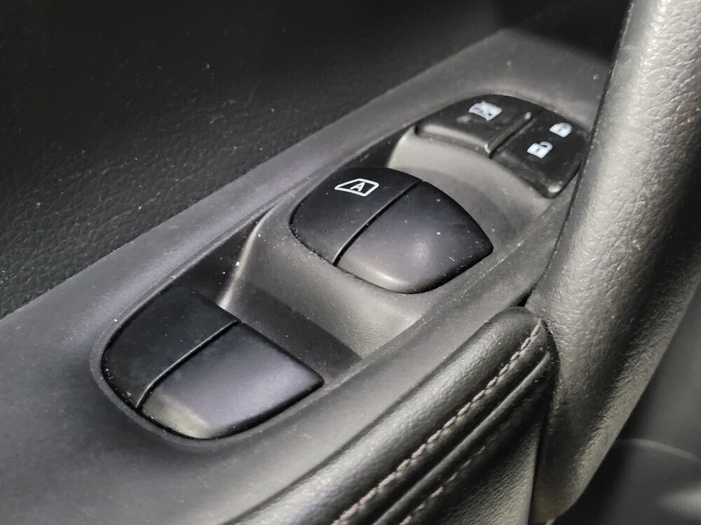 2017 Nissan Rogue in Williamstown, NJ 8094 - 18128284 27