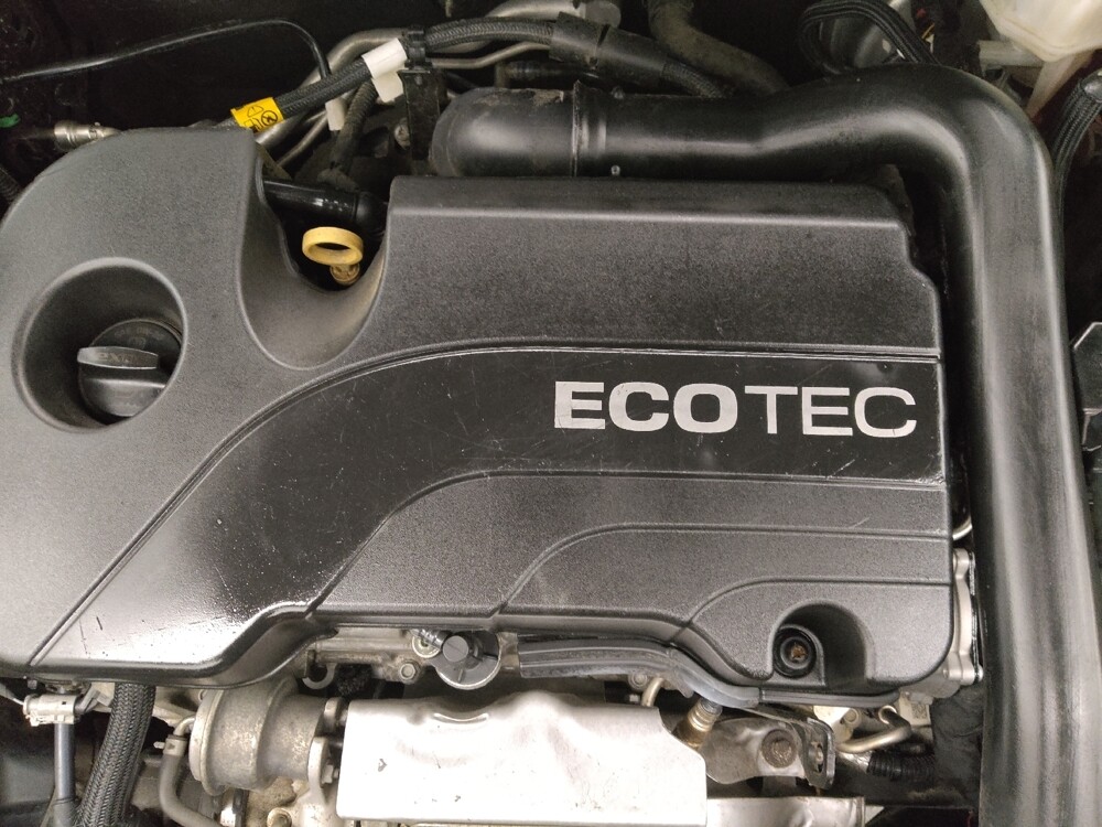 2020 Chevrolet Equinox in Gladstone, MO 64118 - 18128287 30