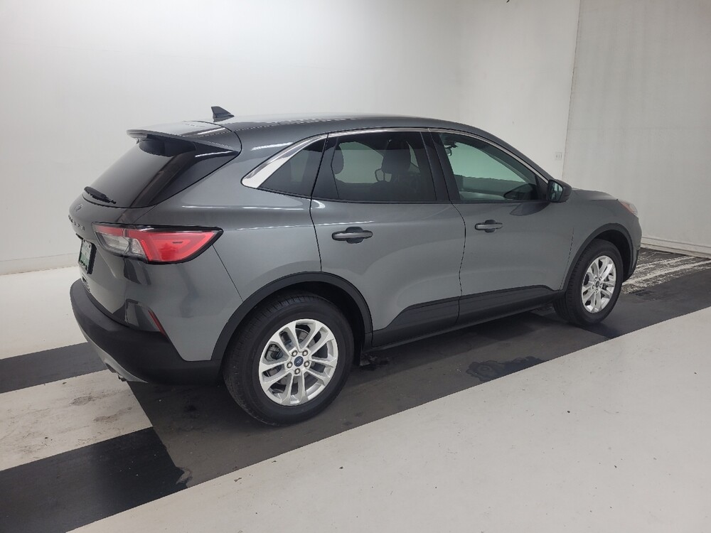 2022 Ford Escape in St. Louis, MO 63125 - 18128288 10