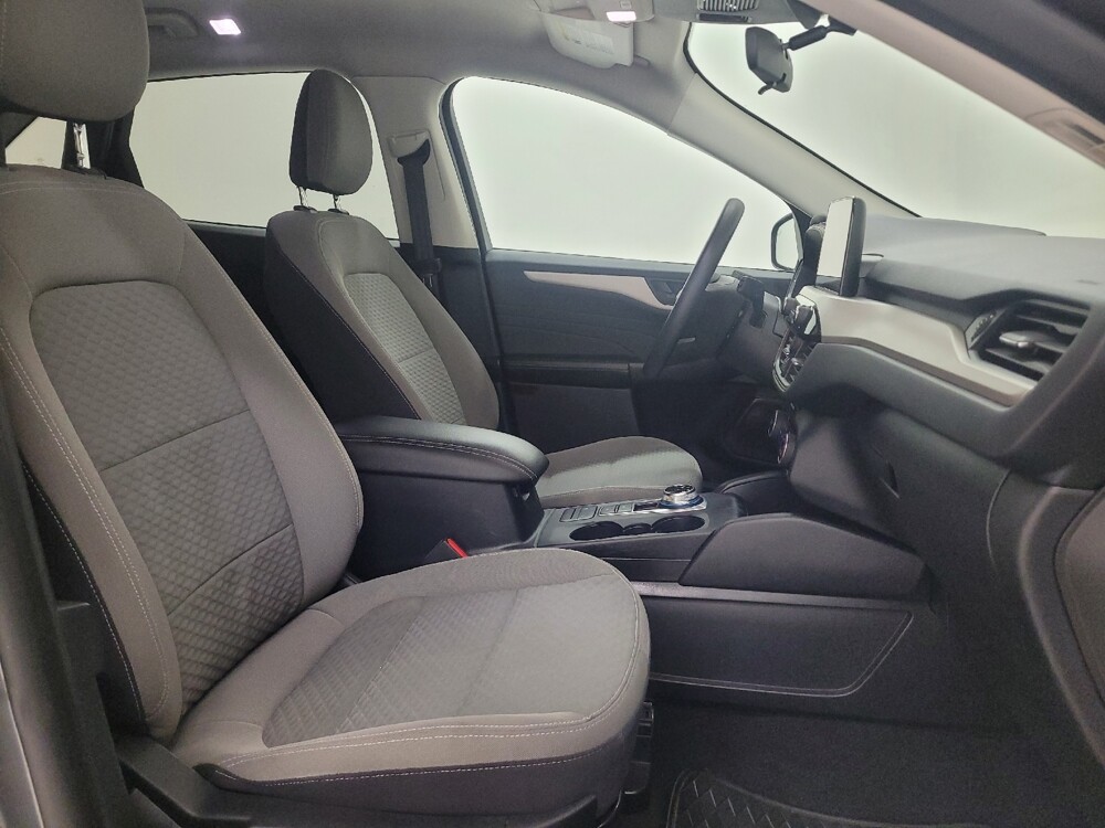 2022 Ford Escape in St. Louis, MO 63125 - 18128288 21