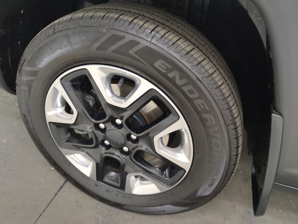 2018 Jeep Compass in St. Louis, MO 63125 - 18128289 31