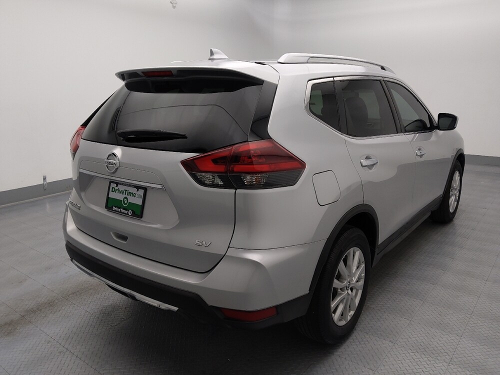 2018 Nissan Rogue in Independence, MO 64055 - 18128290 9