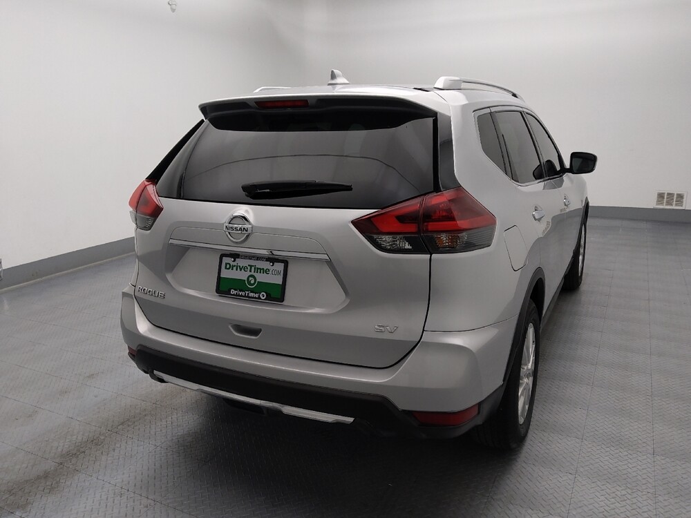 2018 Nissan Rogue in Independence, MO 64055 - 18128290 7