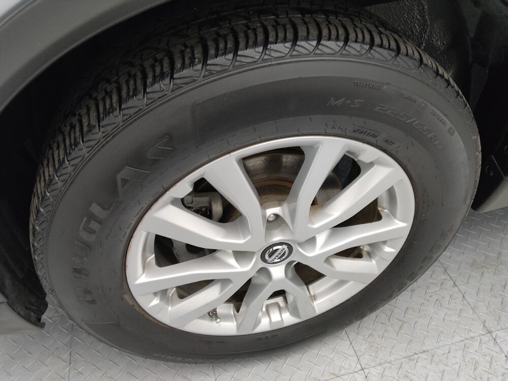 2018 Nissan Rogue in Independence, MO 64055 - 18128290 31