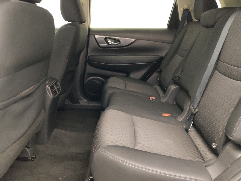 2018 Nissan Rogue in Independence, MO 64055 - 18128290 18