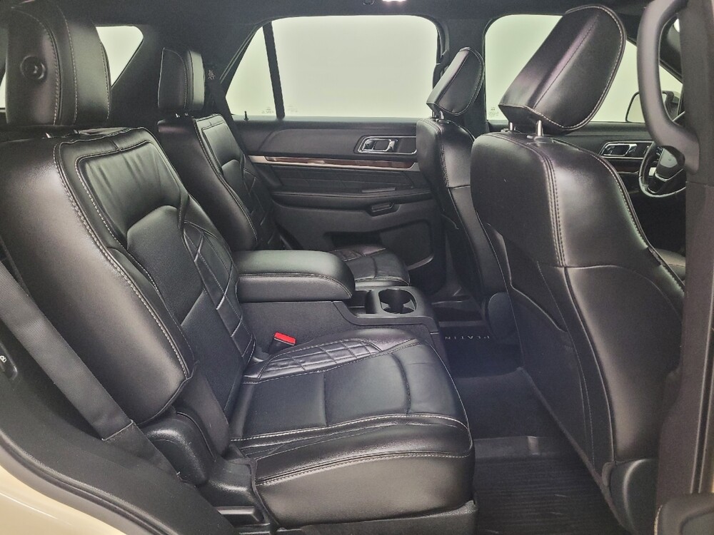 2018 Ford Explorer in St. Louis, MO 63125 - 18128291 19