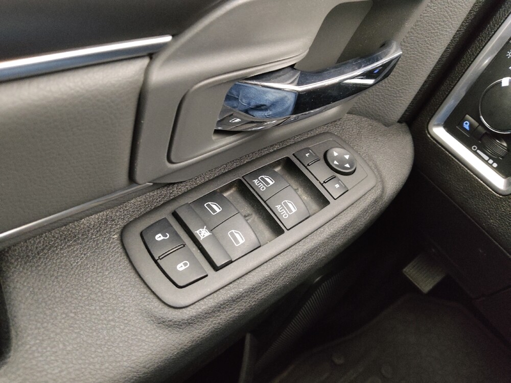 2023 RAM 1500 in St. Louis, MO 63136 - 18128292 27