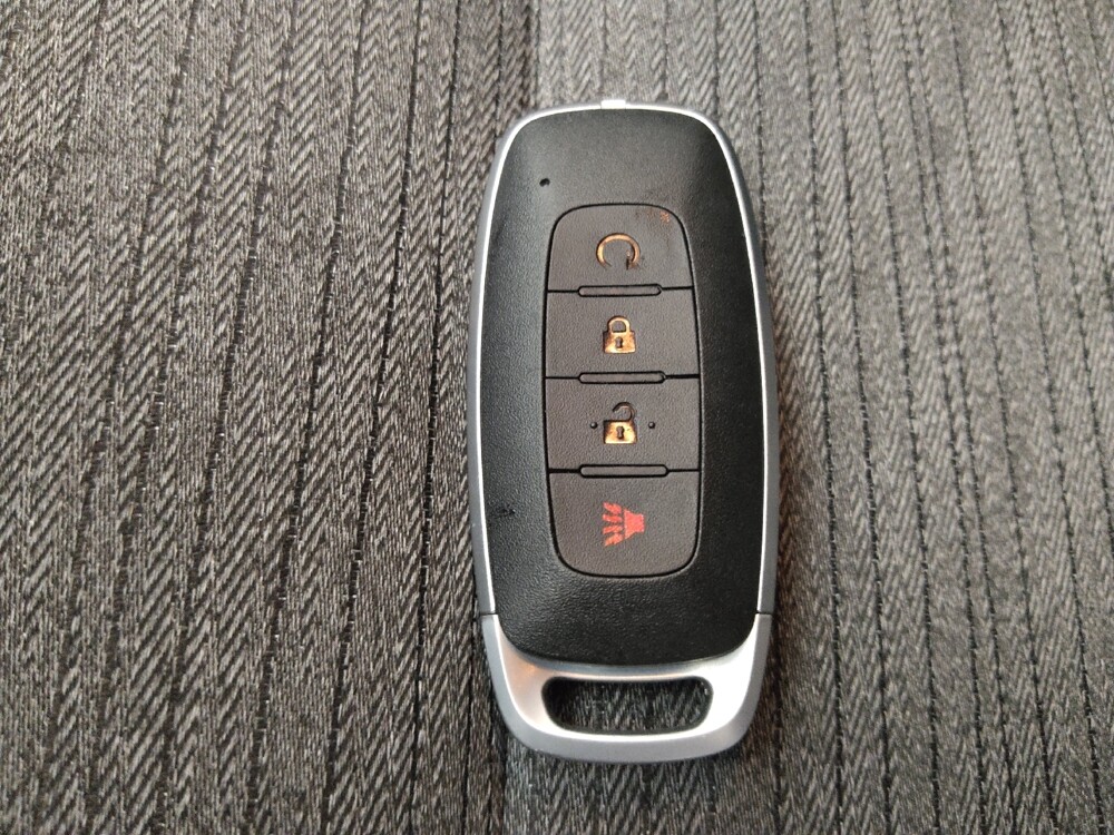 2023 Nissan Rogue in St. Louis, MO 63136 - 18128293 32